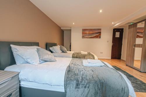 St James House Apartments