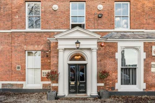 The Thoresby At Claremont Serviced Apartments