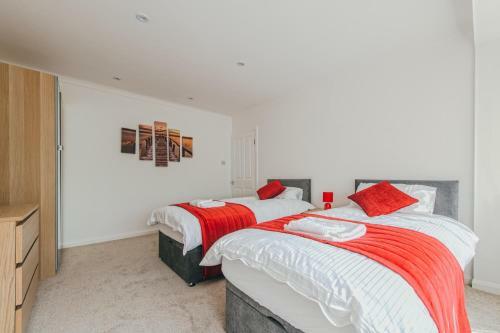 Oakwell House