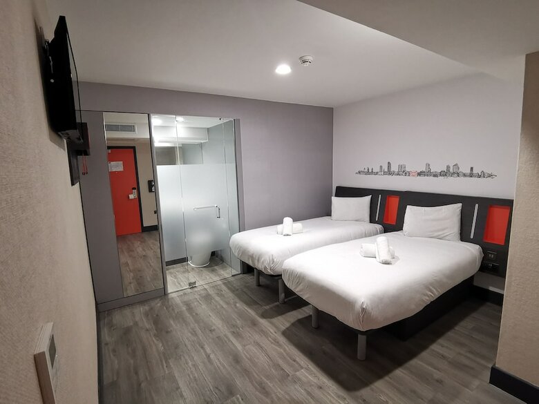 Easyhotel Leeds