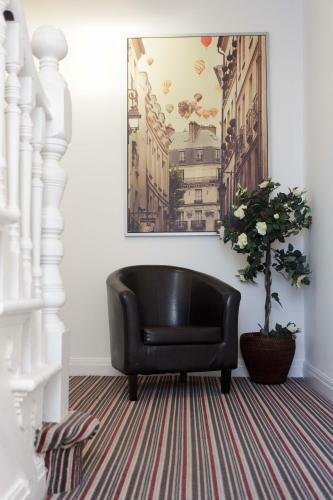 Select Service Apartments