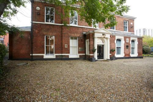 The Matcham At Claremont Apartments