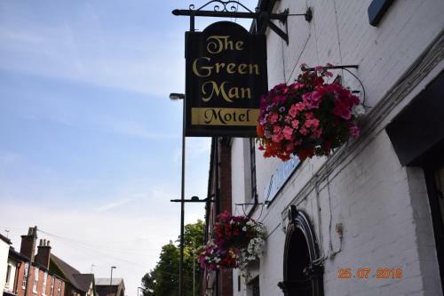 Hostal The Green Man