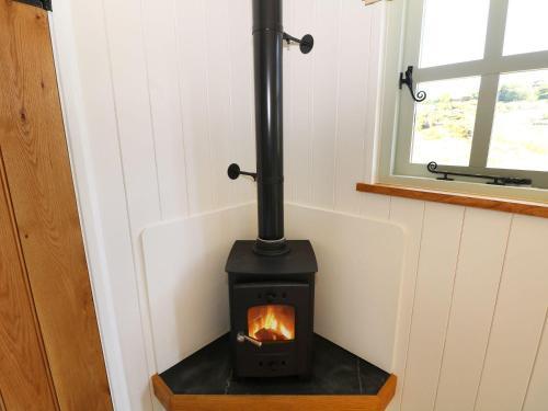 The Laburnum Retreat, Leek