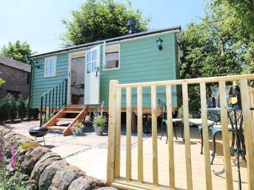 The Laburnum Retreat, Leek