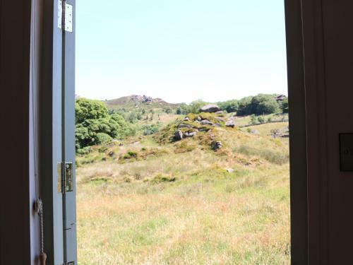 The Laburnum Retreat, Leek