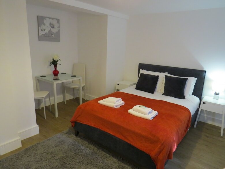 Apartamentos Quora Regent