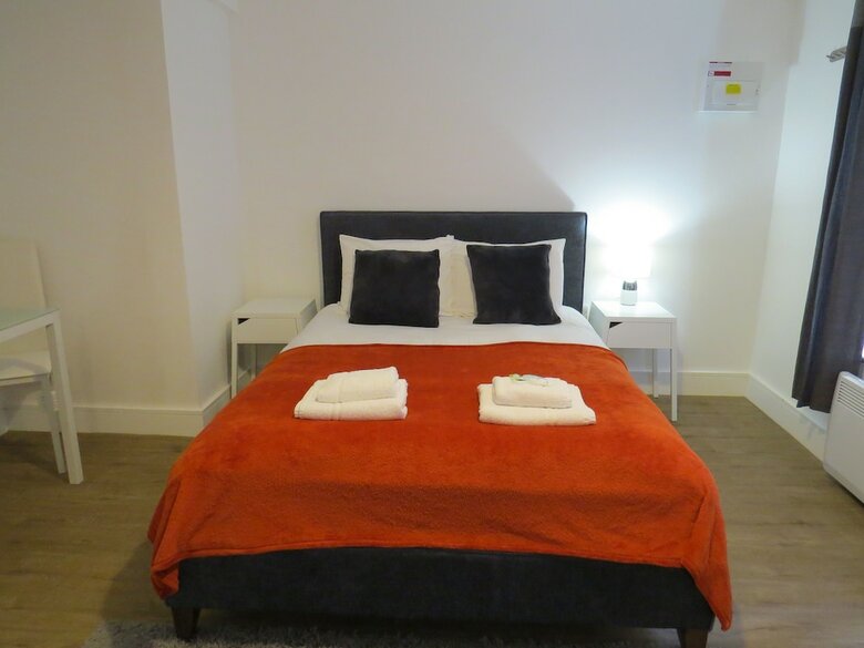 Apartamentos Quora Regent