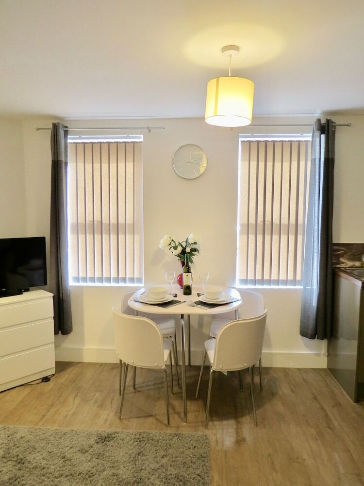Apartamentos Quora Regent