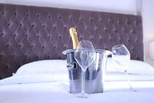 Hotel Winstanley House