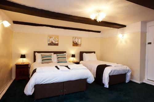 Posada The Black Swan Inn B & B