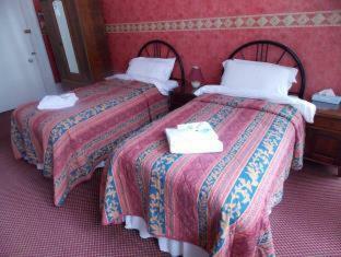 Darnley Hotel