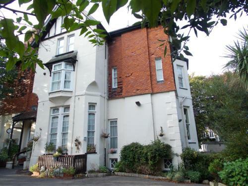Darnley Hotel