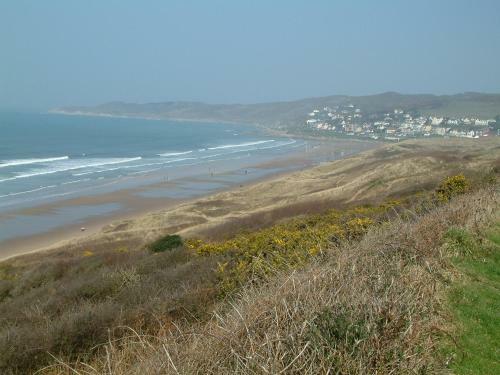Devon Bay Hotel