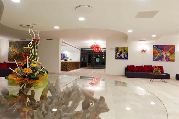 Hotel Paradise Punta Di L`aldia