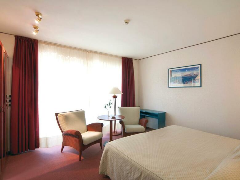 Hotel President