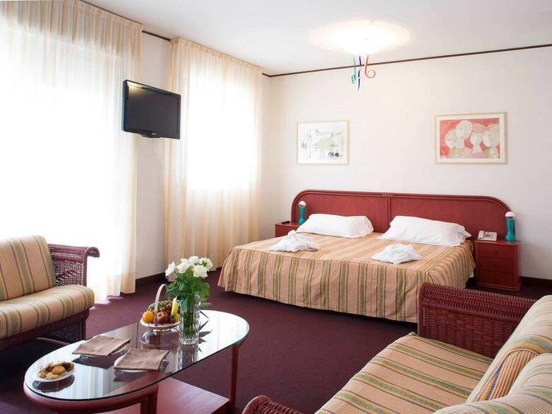 Hotel President
