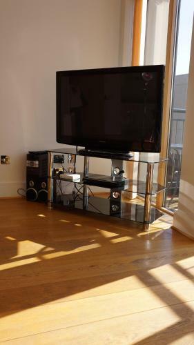 Apartment 306 By The Bridge