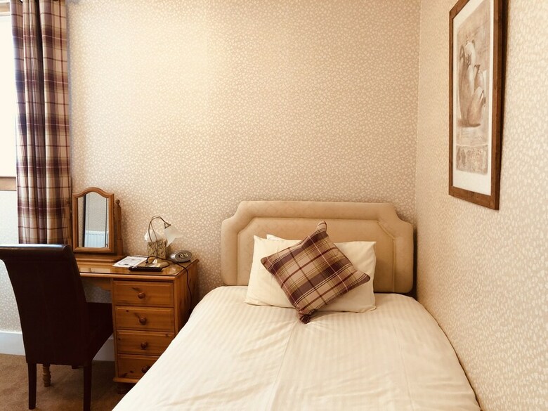 Hostal Abermar Guest House