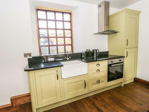 17 Upper Marsh Lane, Keighley