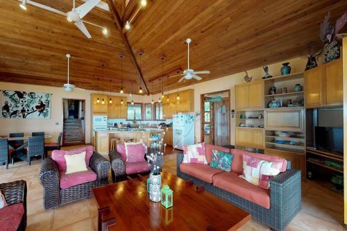Villa Far Tortuga