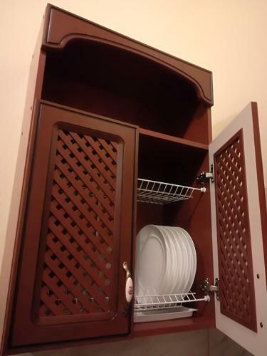 Raina Apartment