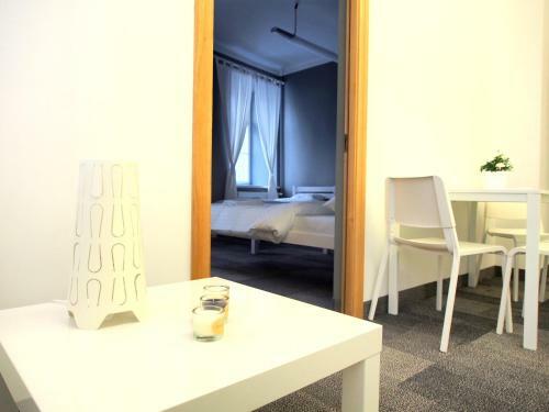 Grey Apartment By The Dome Square