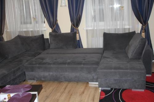 New Luxury Apartment With Two Bathrooms