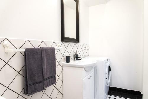 A9a (aud?ju 9 Apartamenti)