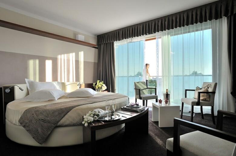Aqualux Hotel Spa Suite And Terme