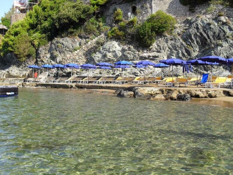 Hotel Baia Del Sorriso