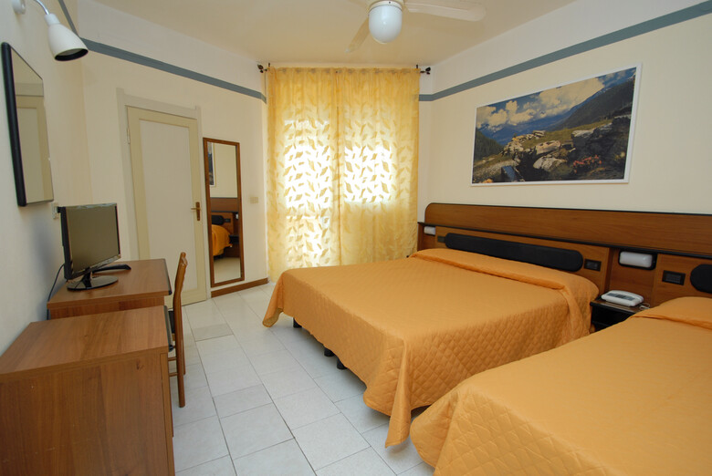 Hotel Baia Del Sorriso