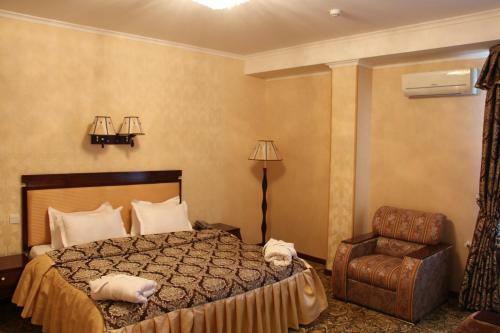 Hotel Zargaron Plaza