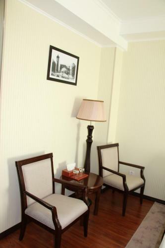 Hotel Zargaron Plaza
