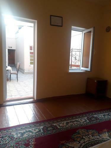 Amir-yaxyo Hotel