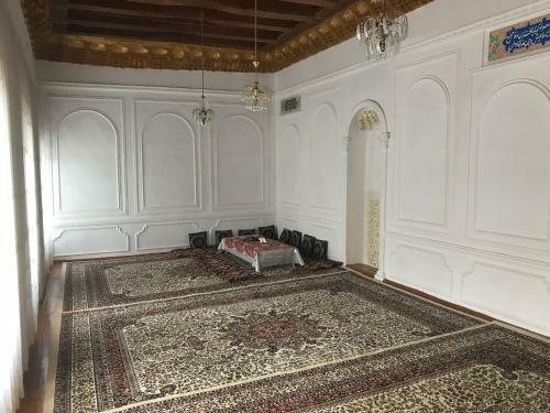 Diyor Hostel