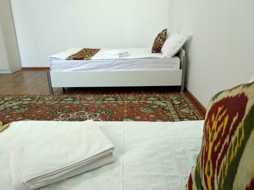 Hostal Hotel Apartments Silk Road