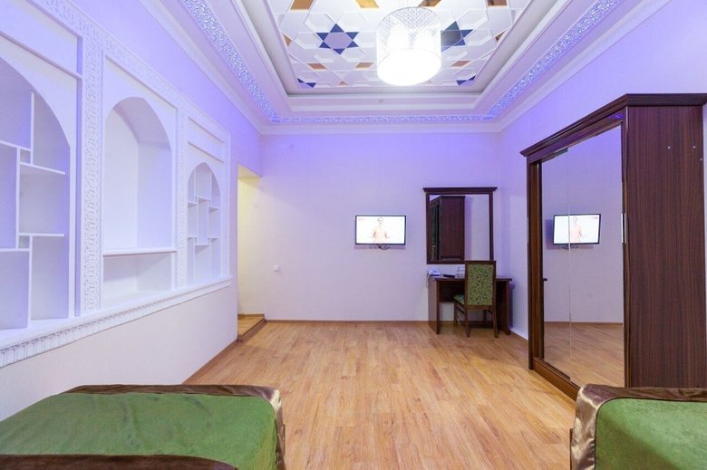 Hotel Rayhon