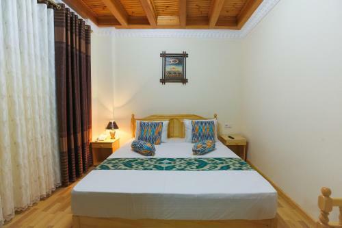 Posada Hotel Shohrud