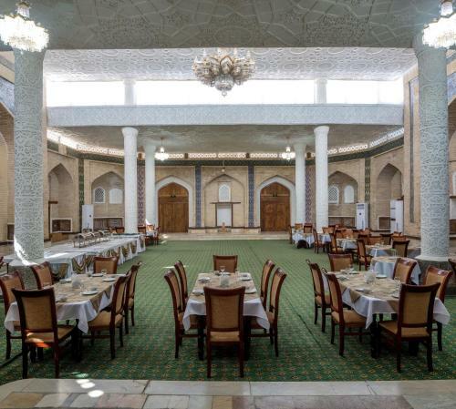 Orient Star Khiva Hotel- Madrasah Muhammad Aminkhan
