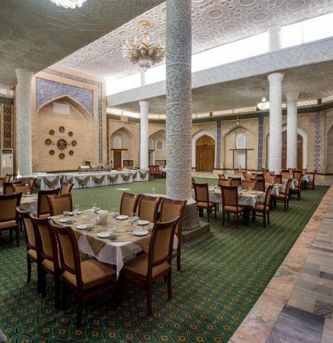 Orient Star Khiva Hotel- Madrasah Muhammad Aminkhan