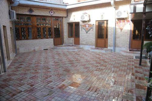 Hostal Sherxan House