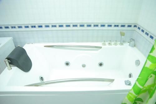 Apartment On Beshyogoch 30