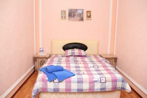 Hostal "chinara" Guest House