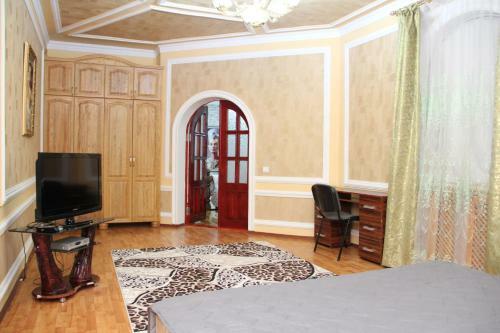 Hostal "chinara" Guest House