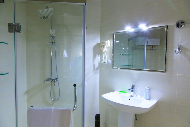 Hotel Rakat Plaza