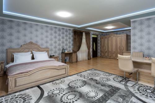 The Rooms Inn Hotel
