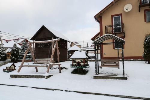 Hostal Guest House Vershina Bukovelyu