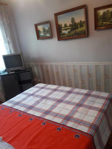 Large Apartment Near Sea