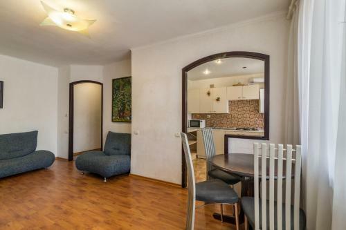 Apartamento Lux 3-bedroom Most City Area